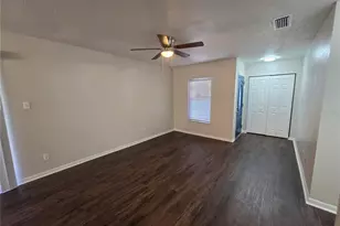 851 Creekway Ct, Brandon, FL 33511 - Photo 9