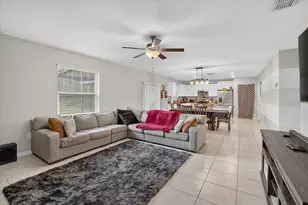 13009 Meadow Pond Pl, Riverview, FL 33579 - Photo 11