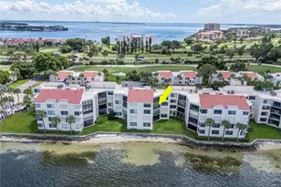 5729 Puerta Del Sol Blvd S, Saint Petersburg, FL 33715 - Photo 1