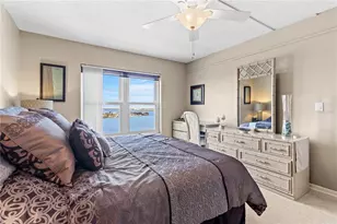 4900 Brittany Dr S, Saint Petersburg, FL 33715 - Photo 23
