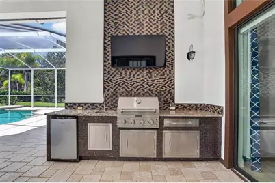 8467 Dunham Station Drive, Tampa, FL 33647 - Photo 23