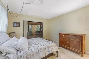 11714 Raintree Village Blvd, Temple Terrace, FL 33617 - Photo 9