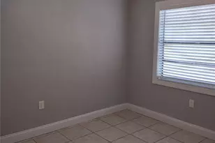 5716 N Lincoln Ave, Tampa, FL 33614 - Photo 11