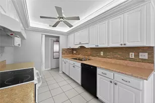 1417 Ingram Dr, Sun City Center, FL 33573 - Photo 13