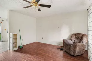 627 Duncan Cir W, Auburndale, FL 33823 - Photo 7