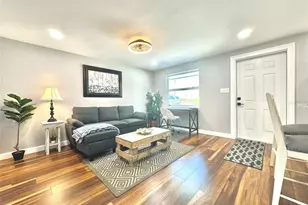 10656 101st Ave, Seminole, FL 33772 - Photo 11