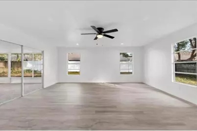 14915 Gentilly Place, Tampa, FL 33624 - Photo 9