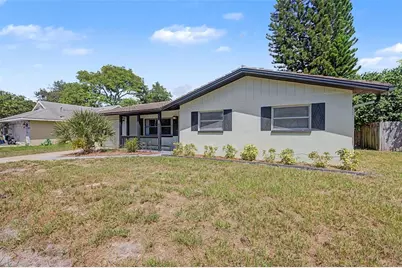 1073 Kenwood Drive, Dunedin, FL 34698 - Photo 3