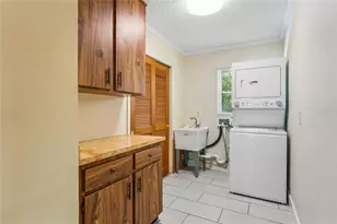 1131 Lancer Ln, Tarpon Springs, FL 34689 - Photo 13