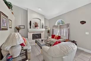 10160 Whisper Pointe Dr, Tampa, FL 33647 - Photo 9