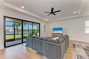 18530 Midsummer Pl, Venice, FL 34293 - Photo 9