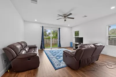 8118 N Semmes Street, Tampa, FL 33604 - Photo 3