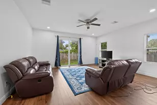 8118 N Semmes St, Tampa, FL 33604 - Photo 3