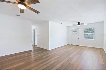 4006 S Shamrock Road, Tampa, FL 33611 - Photo 3