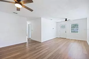 4006 S Shamrock Rd, Tampa, FL 33611 - Photo 3