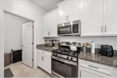 8166 Crescent Oaks Drive, New Port Richey, FL 34655 - Photo 15