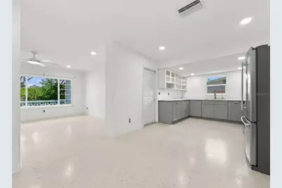 6100 35th Avenue N, Saint Petersburg, FL 33710 - Photo 9
