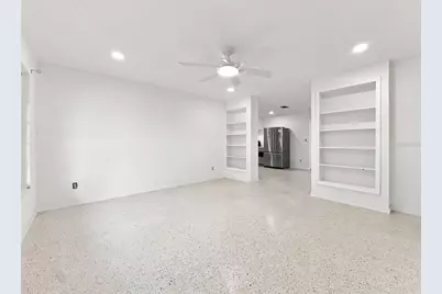 6100 35th Avenue N, Saint Petersburg, FL 33710 - Photo 7