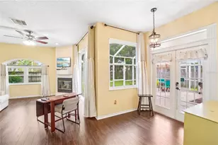 1605 Sand Hollow Ln, Valrico, FL 33594 - Photo 13