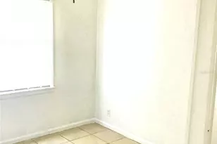 2226 27th St S, Saint Petersburg, FL 33712 - Photo 5