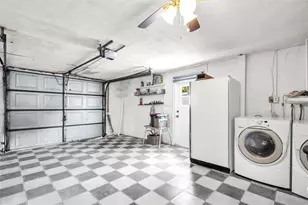7825 Bloomfield Dr, Port Richey, FL 34668 - Photo 57