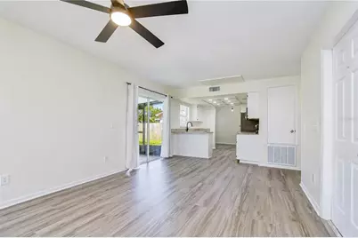 9703 Fox Hollow Road, Tampa, FL 33647 - Photo 11
