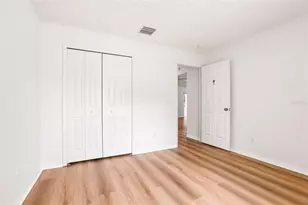 512 Atwood Ave N, Saint Petersburg, FL 33702 - Photo 15