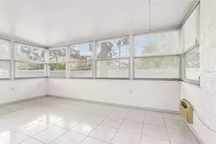 512 Atwood Ave N, Saint Petersburg, FL 33702 - Photo 23
