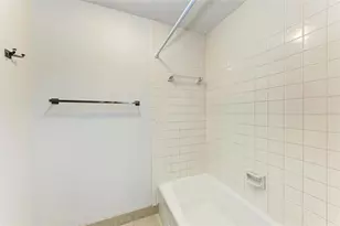 2927 W Gandy Blvd, Tampa, FL 33611 - Photo 29