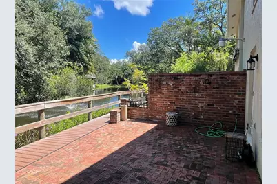 2927 W Gandy Boulevard, Tampa, FL 33611 - Photo 5