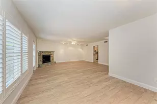2927 W Gandy Blvd, Tampa, FL 33611 - Photo 17