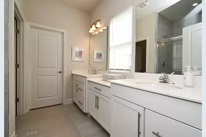 6650 Pebblebrooke Way, Zephyrhills, FL 33541 - Photo 21