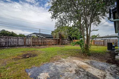 7580 Meadowlawn Drive N, Saint Petersburg, FL 33702 - Photo 29