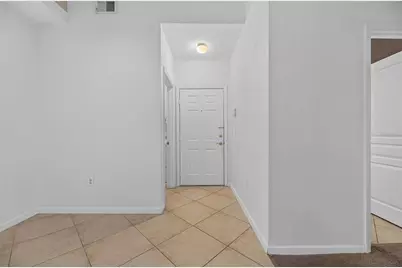 17108 Carrington Park Drive #724, Tampa, FL 33647 - Photo 5