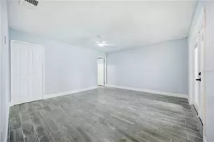 2005 Russell Dr, Tampa, FL 33618 - Photo 19