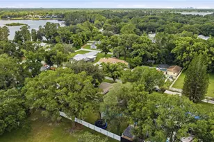 2005 Russell Dr, Tampa, FL 33618 - Photo 41