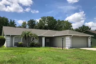 3072 Thoroughbred Loop W, Lakeland, FL 33811 - Photo 3