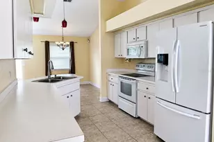 3072 Thoroughbred Loop W, Lakeland, FL 33811 - Photo 9