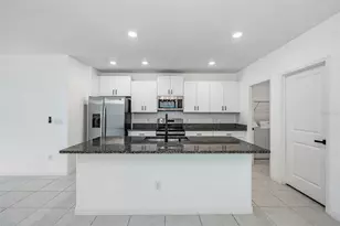 10112 Branching Ship Trce, Wesley Chapel, FL 33545 - Photo 7