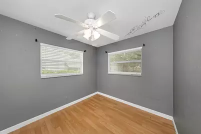 5621 11th Avenue N, Saint Petersburg, FL 33710 - Photo 9