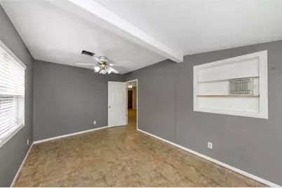 5621 11th Avenue N, Saint Petersburg, FL 33710 - Photo 15