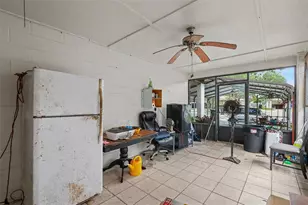 1506 Fish Fin Ct, Tampa, FL 33619 - Photo 15