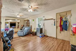 1506 Fish Fin Ct, Tampa, FL 33619 - Photo 7