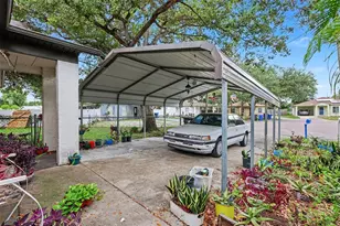 1506 Fish Fin Ct, Tampa, FL 33619 - Photo 5
