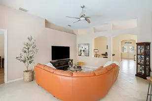 2132 Rensselaer Dr, Wesley Chapel, FL 33543 - Photo 11