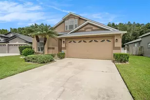 2132 Rensselaer Dr, Wesley Chapel, FL 33543 - Photo 5