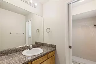 1704 54th St Ct W, Bradenton, FL 34209 - Photo 15