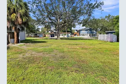 4135 Carson Street NE, Saint Petersburg, FL 33703 - Photo 5