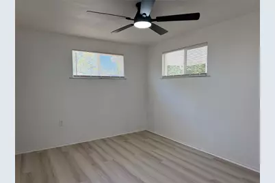 4533 Grand Central Avenue, New Port Richey, FL 34652 - Photo 9