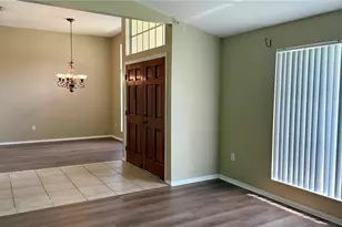 9917 Colonnade Dr, Tampa, FL 33647 - Photo 5